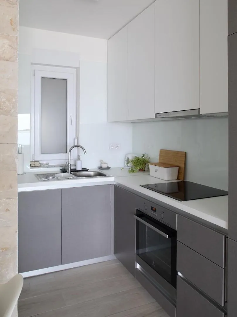 Superb Beachfront Apartment Povljana